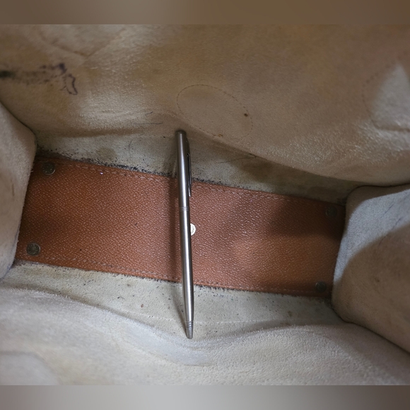 Vintage Dooney & Bourke All Weather leather Carpet Shoulder Bag - Picture 9 of 16